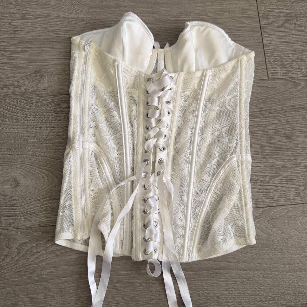 Victoria’s Secret I Do Ivory Lace Bridal Bustier Corset 34B Lace Up Back Straple - Picture 4 of 11